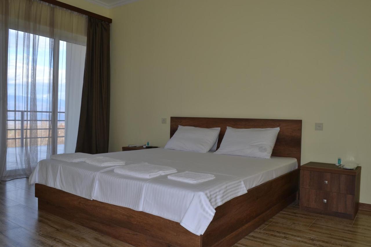 The Wine Hotel Telavi Extérieur photo